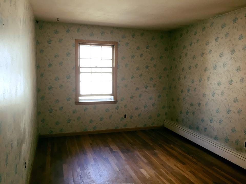 Wallpaper removal before